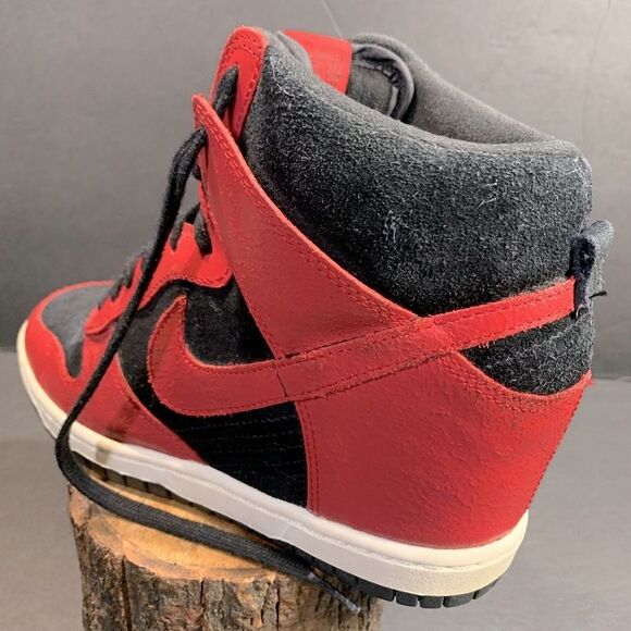 Nike Womens Dunk Sky High Hidden Wedge Shoes Size 8.5 - Picture 1 of 10